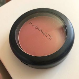 MAC BLUSHBABY SHEERTONE BLUSH